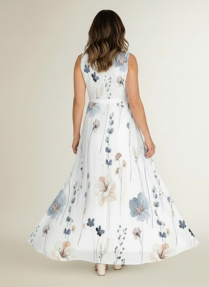 Back pose of the model wearing Midi-jurk met bloemenprint en V-hals voor dames – vrouwelijk en zomers